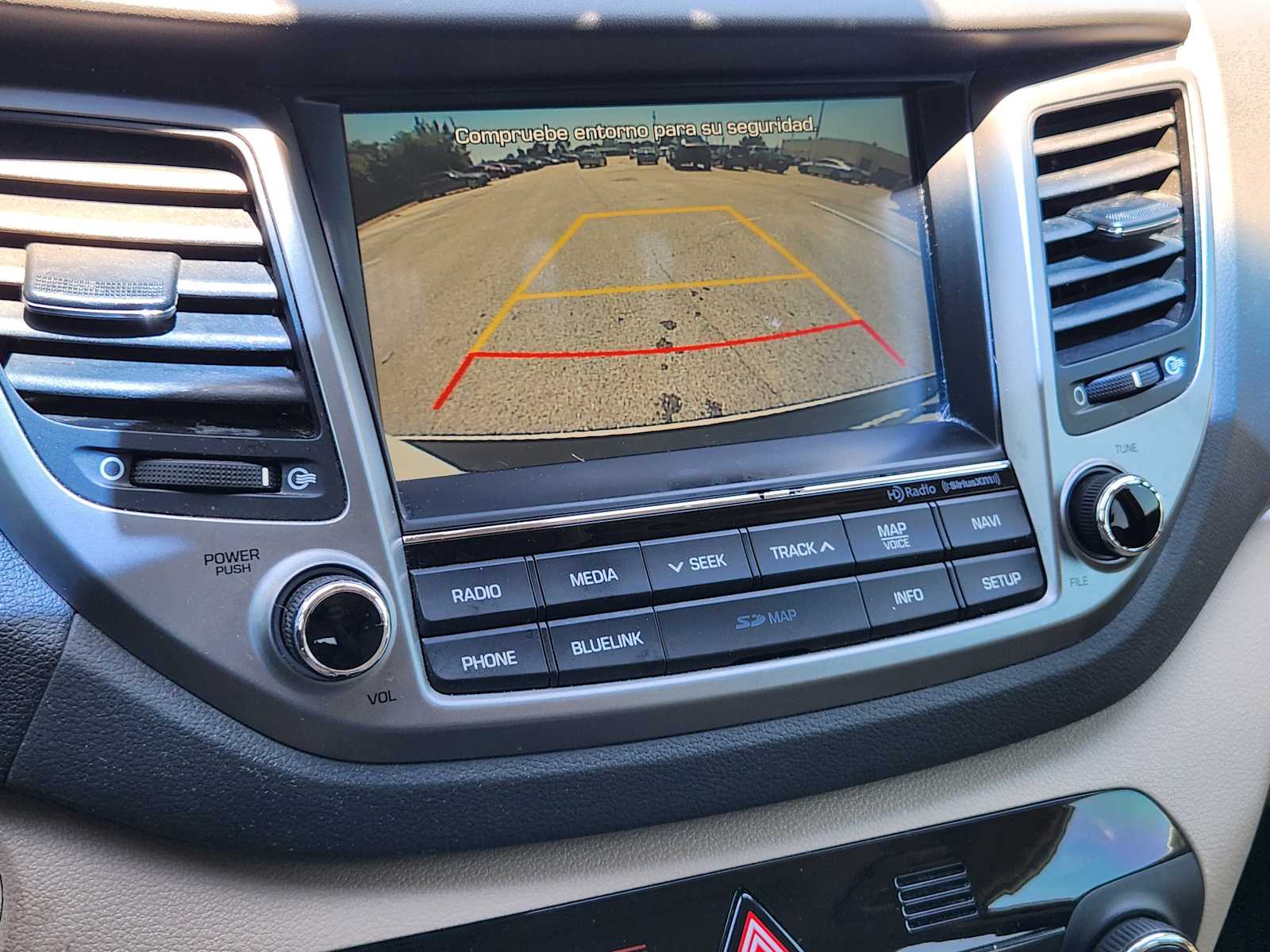 Thumbnail: 2016 Hyundai Tucson - 18