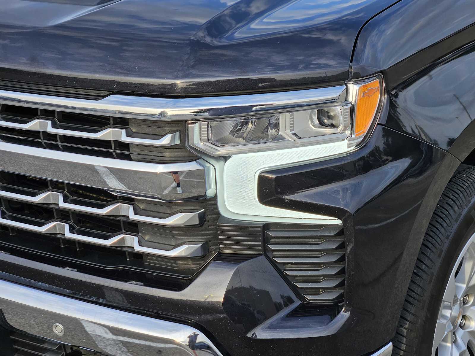Thumbnail: 2023 Chevrolet Silverado 1500 - 7
