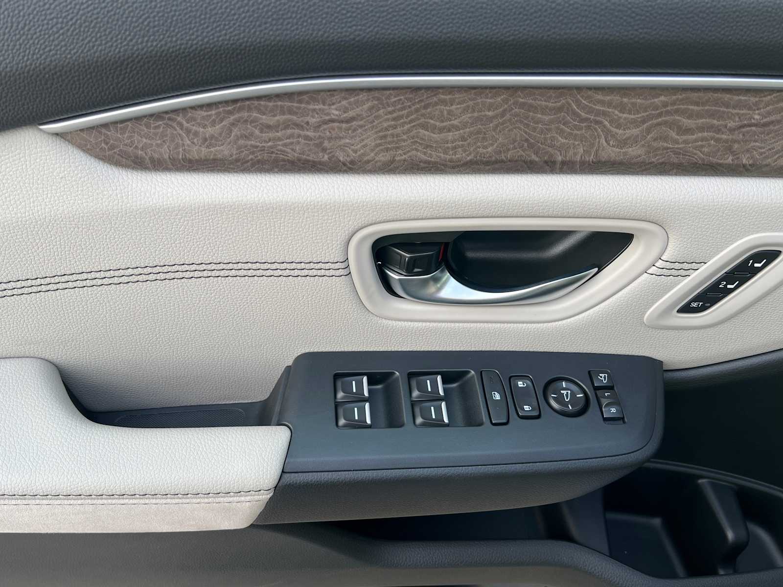 Thumbnail: 2026 Honda Pilot - 21