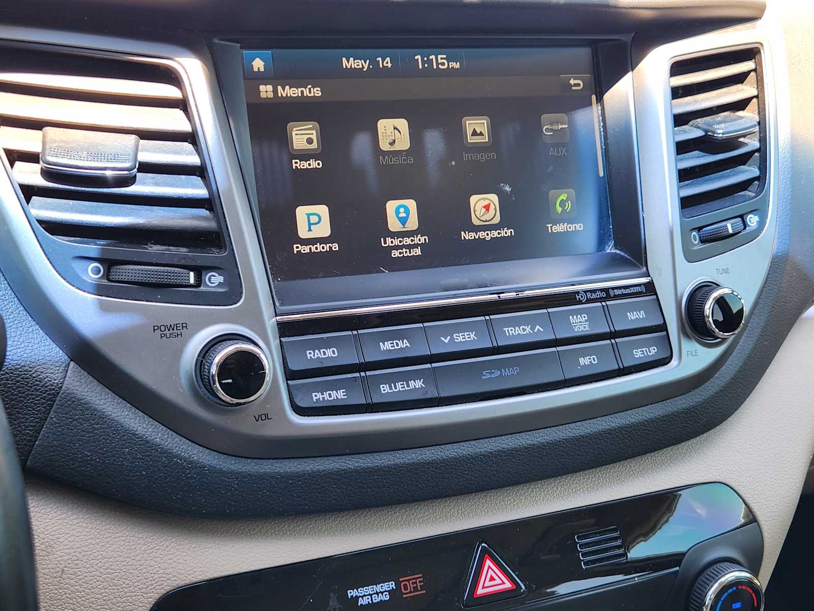 Thumbnail: 2016 Hyundai Tucson - 17