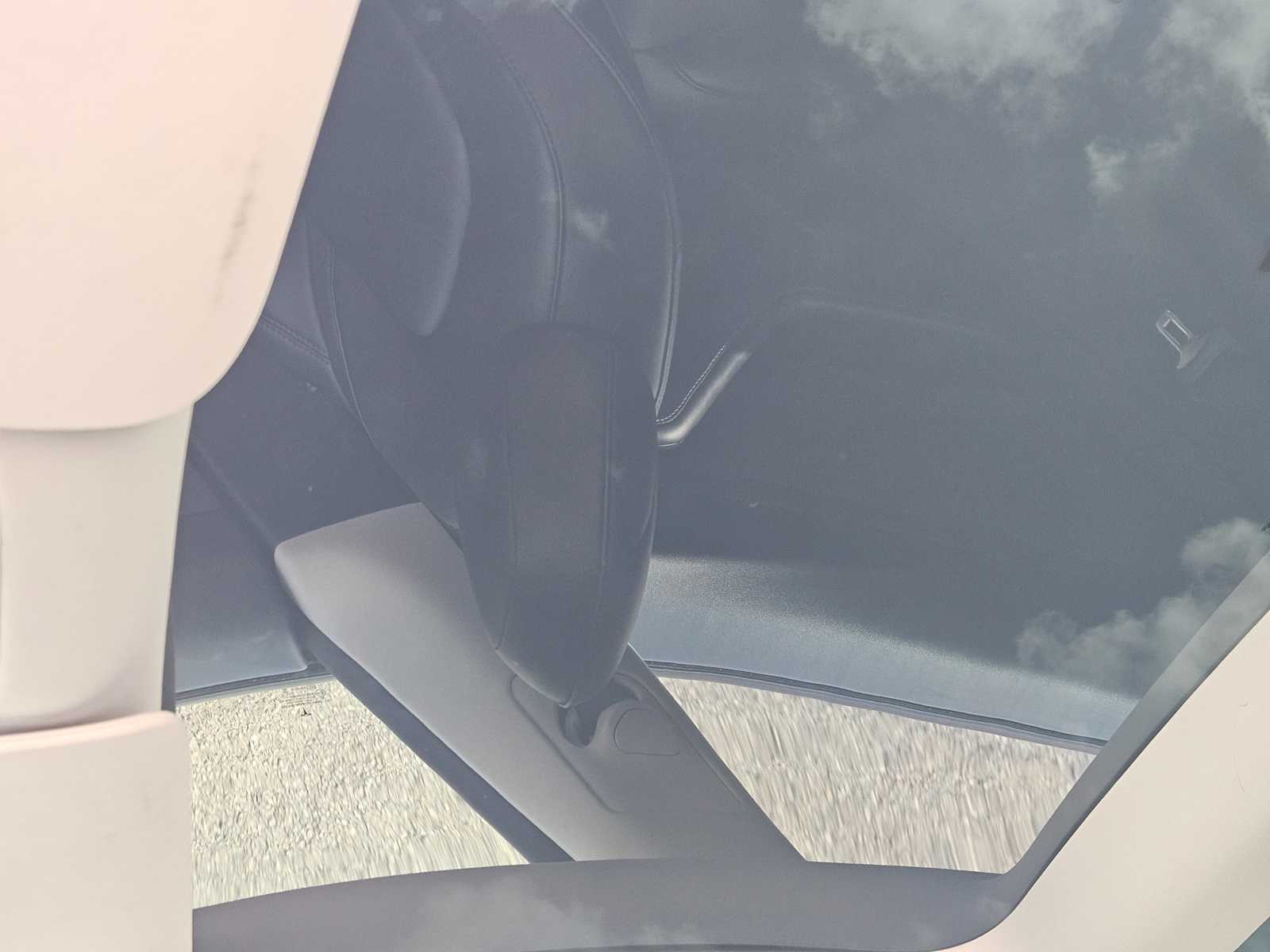 Thumbnail: 2021 Tesla Model 3 - 21