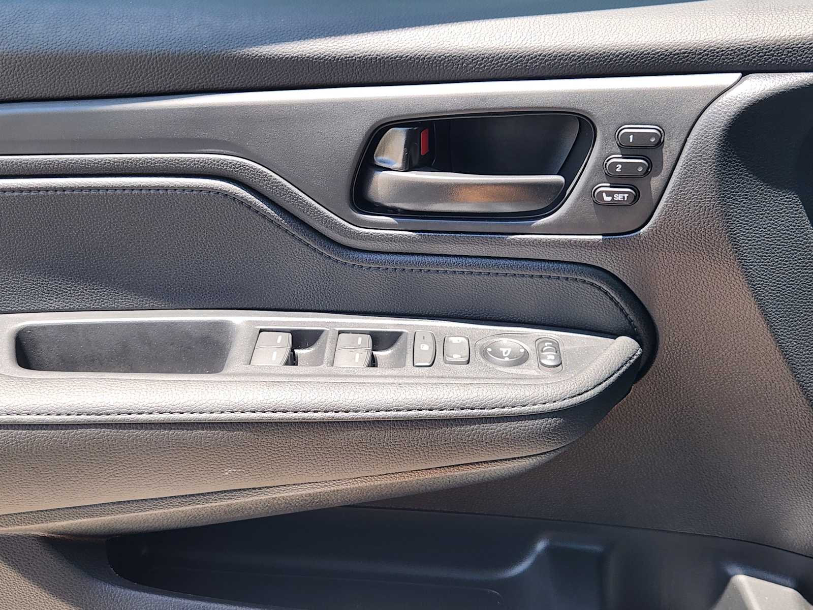 Thumbnail: 2026 Honda Odyssey - 21