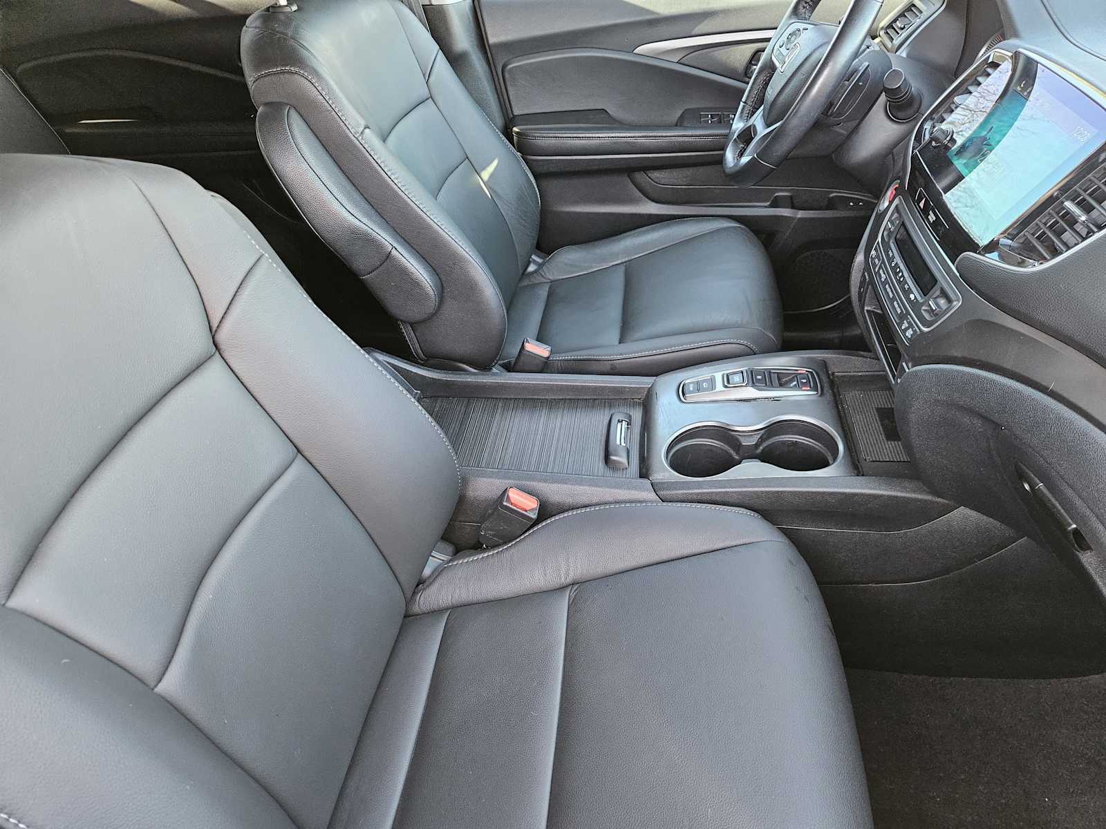 Thumbnail: 2021 Honda Pilot - 14