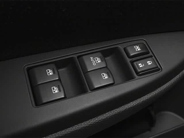 Thumbnail: 2013 Subaru Outback - 19