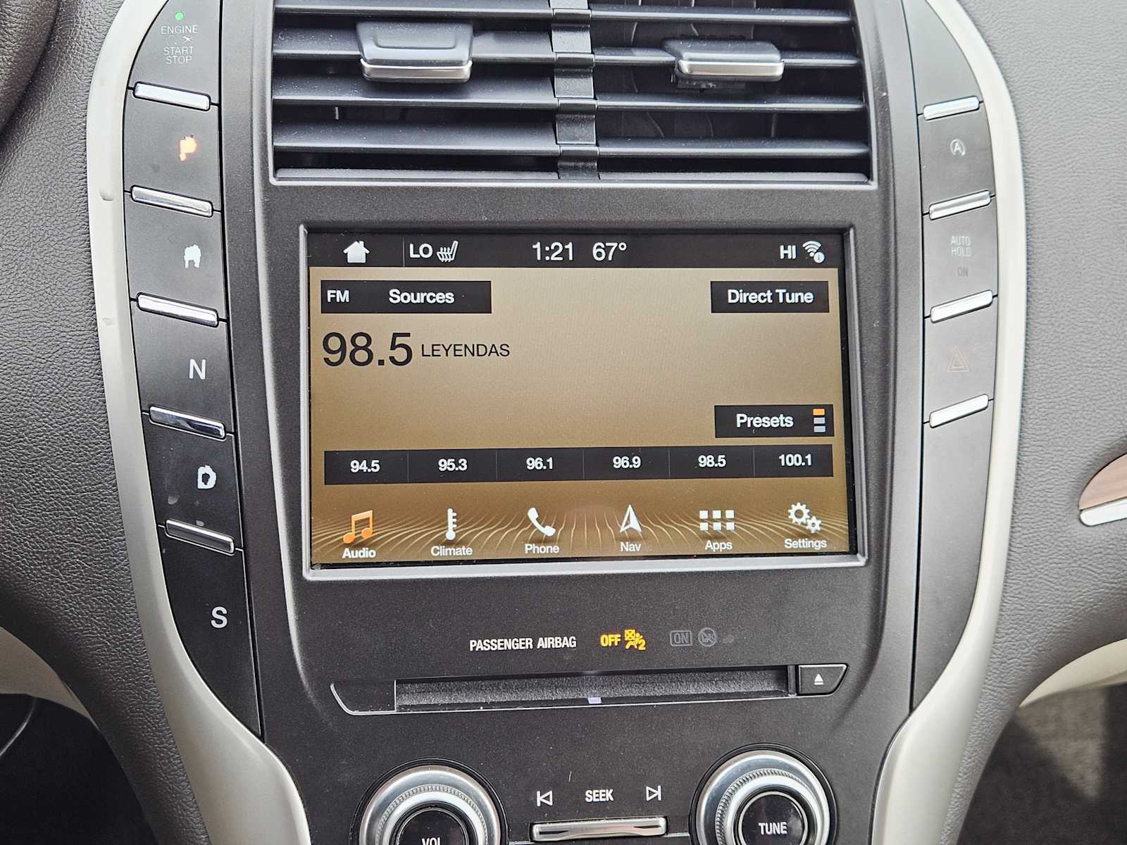 Thumbnail: 2018 Lincoln MKC - 17