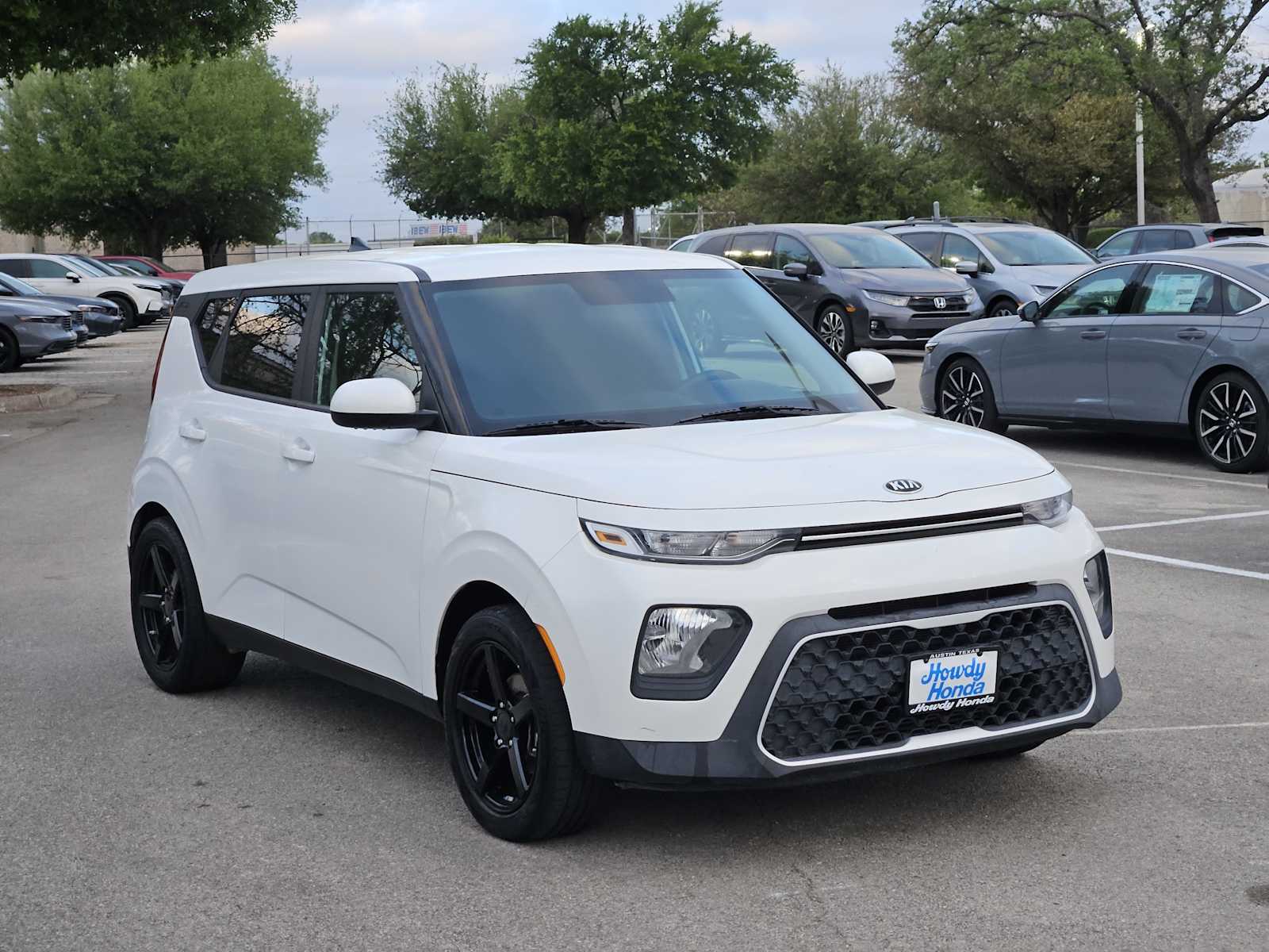 Thumbnail: 2020 Kia Soul - 3