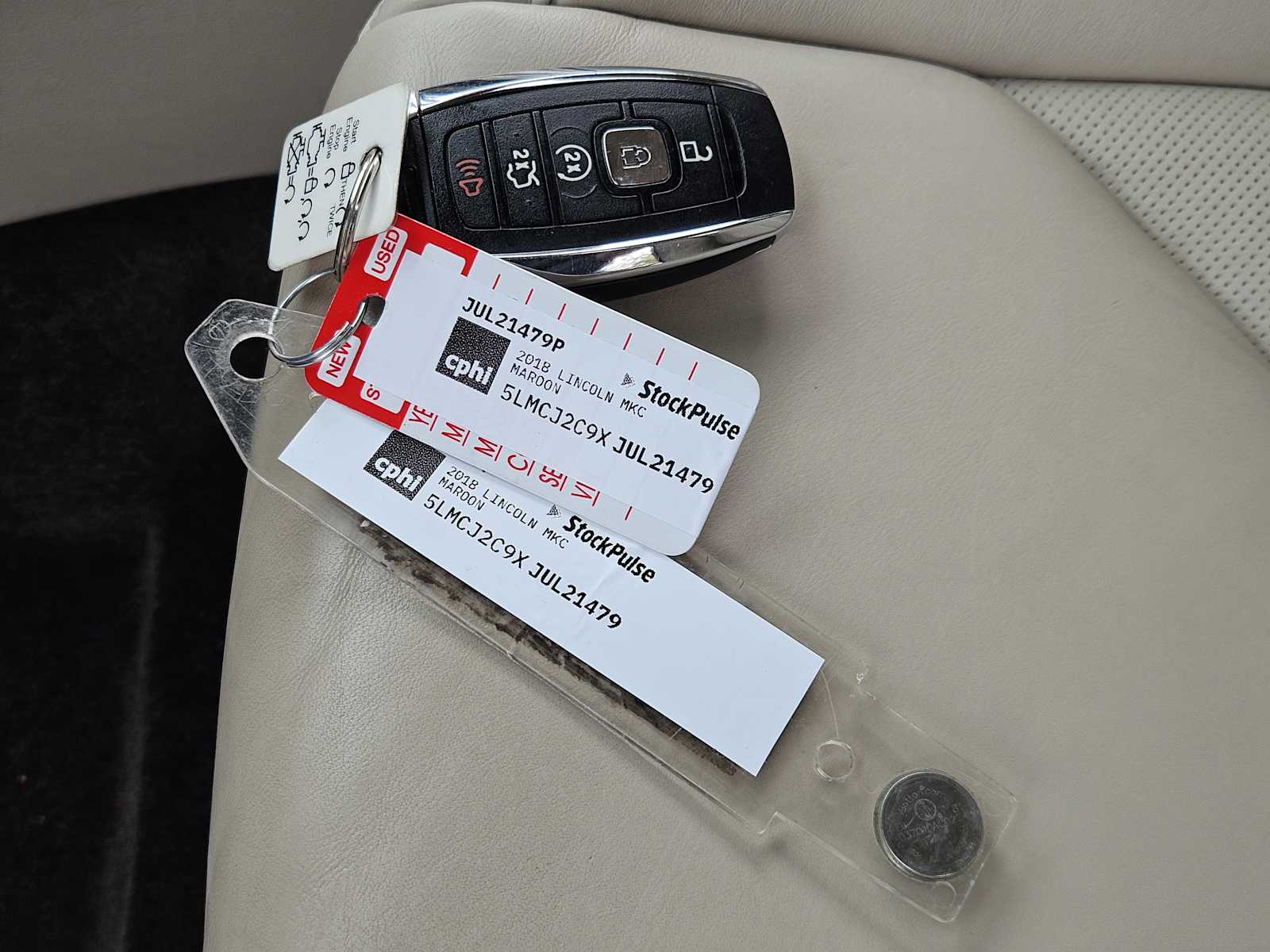 Thumbnail: 2018 Lincoln MKC - 33