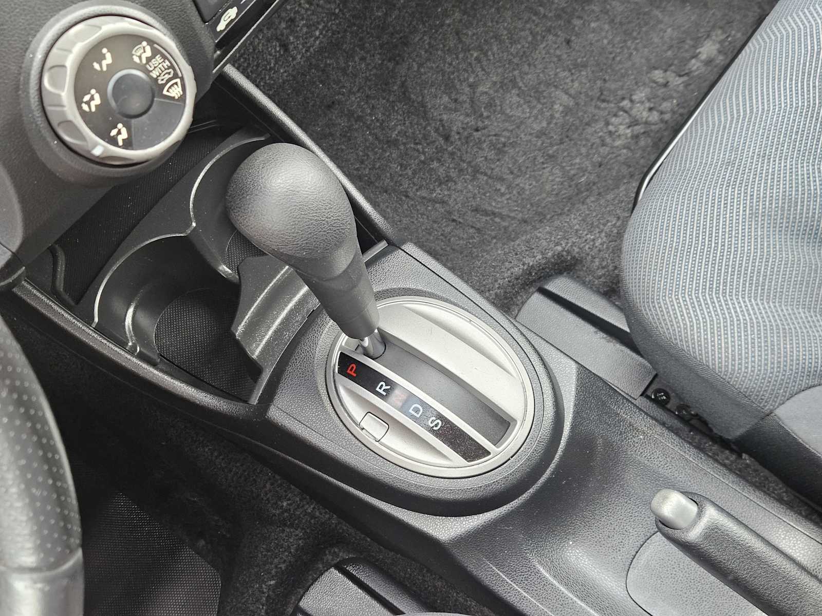 Thumbnail: 2009 Honda Fit - 18