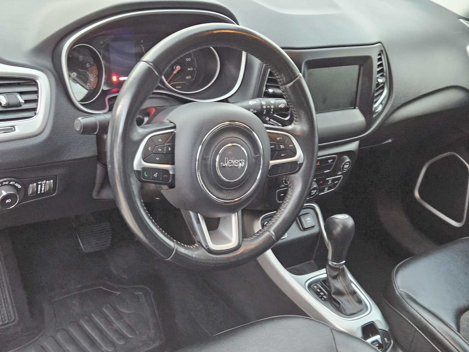 2019 Jeep Compass Latitude 2