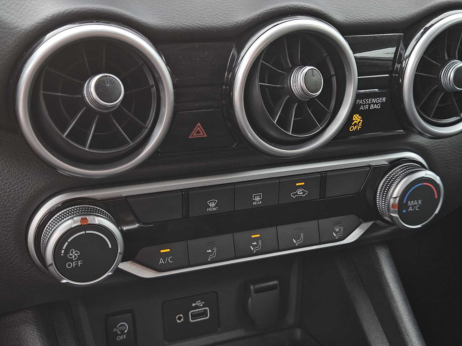 Thumbnail: 2024 Nissan Sentra - 20