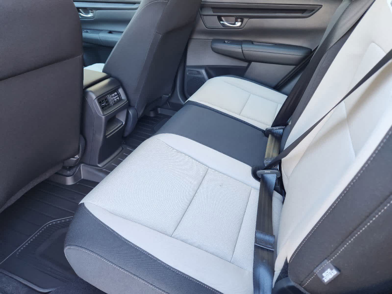2025 Honda CR-V LX 22