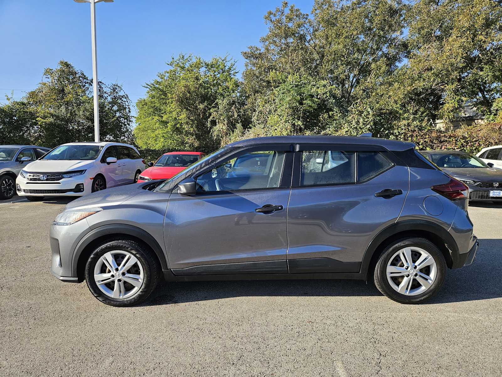 Thumbnail: 2021 Nissan Kicks - 4