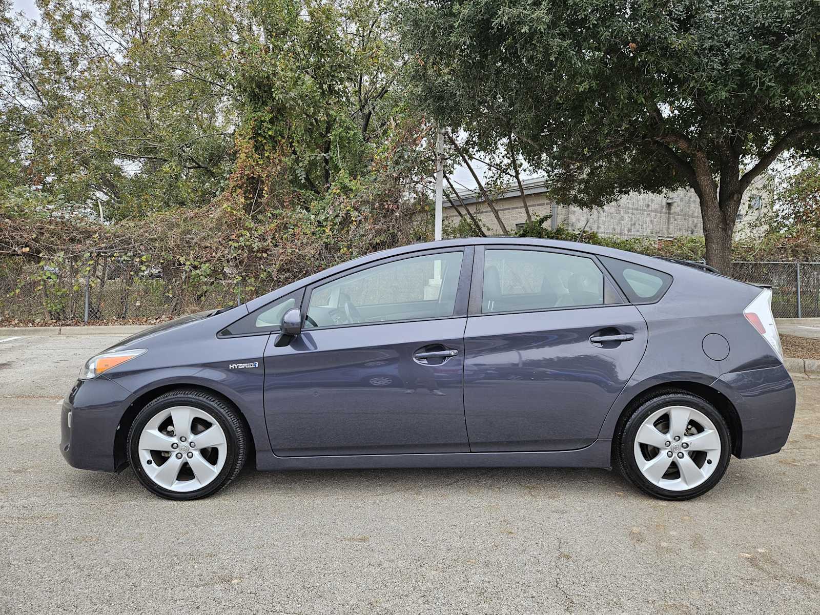Thumbnail: 2014 Toyota Prius - 4