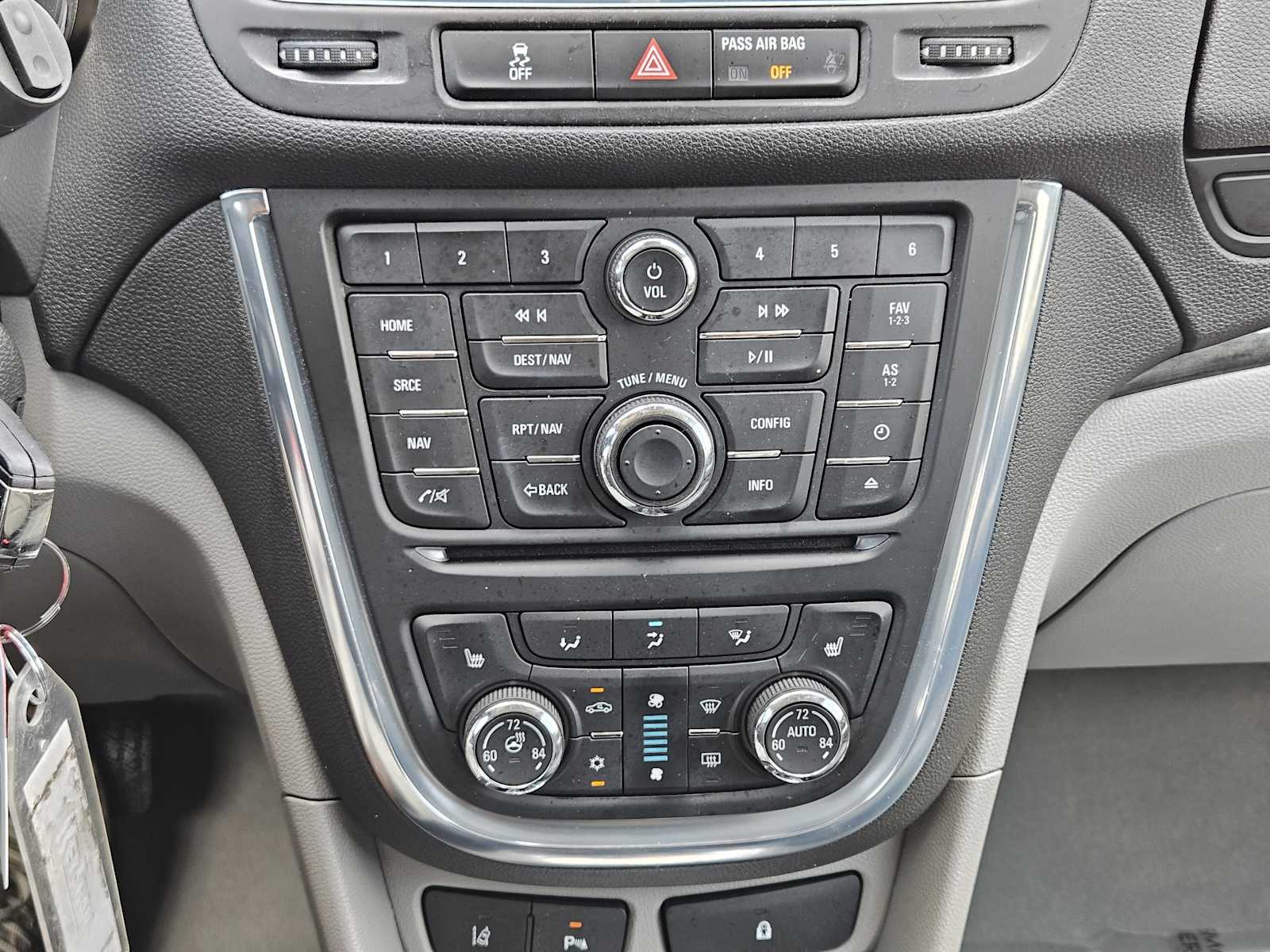 Thumbnail: 2014 Buick Encore - 18