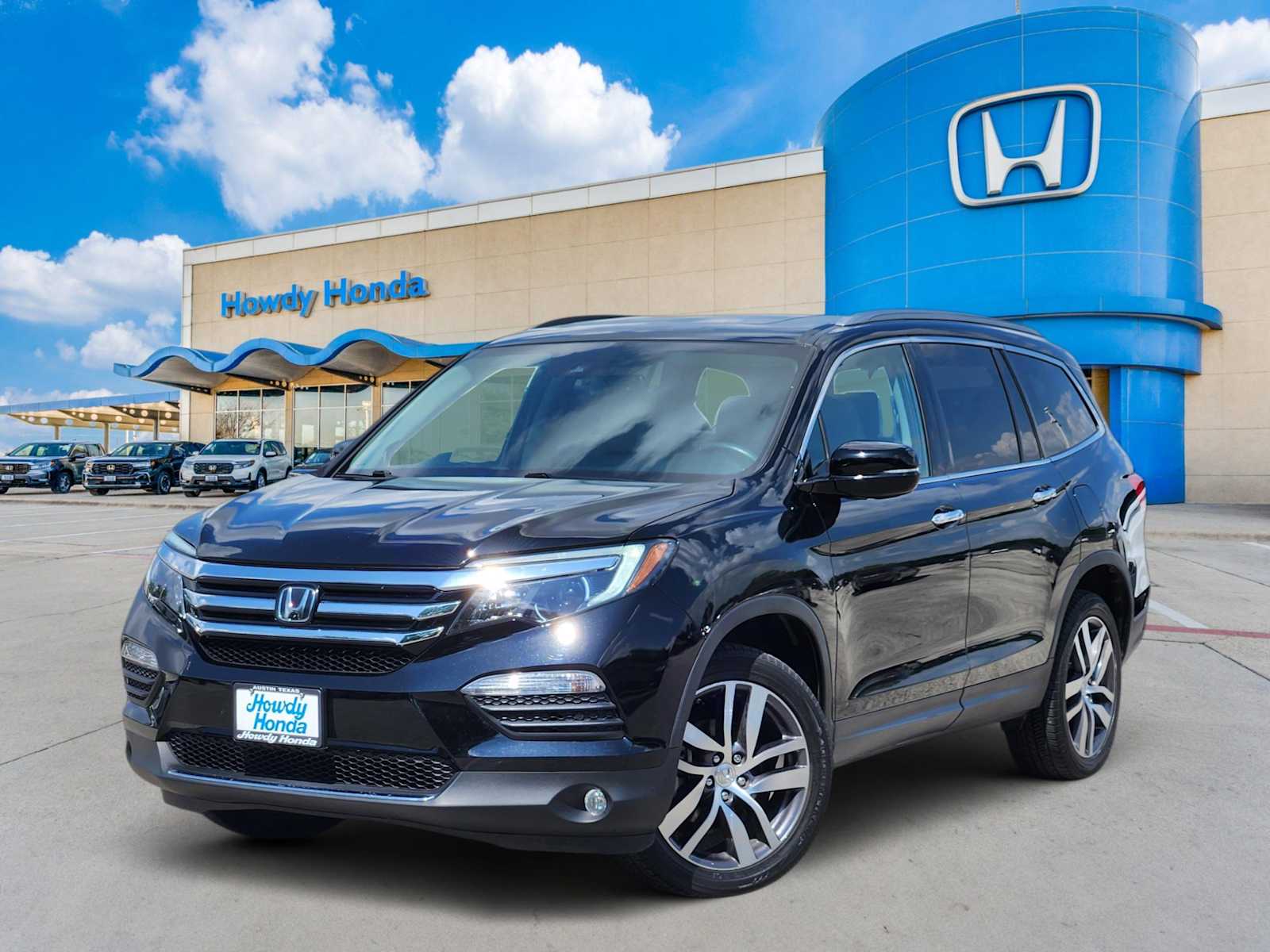 2017 Honda Pilot 4WD Touring's photo