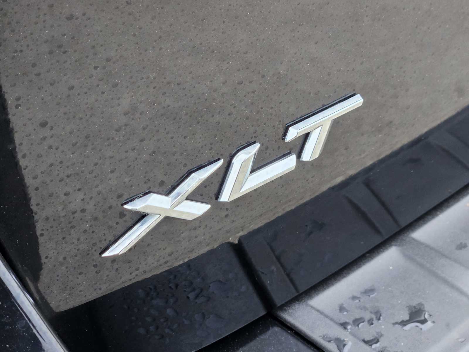 Thumbnail: 2020 Ford Explorer - 11