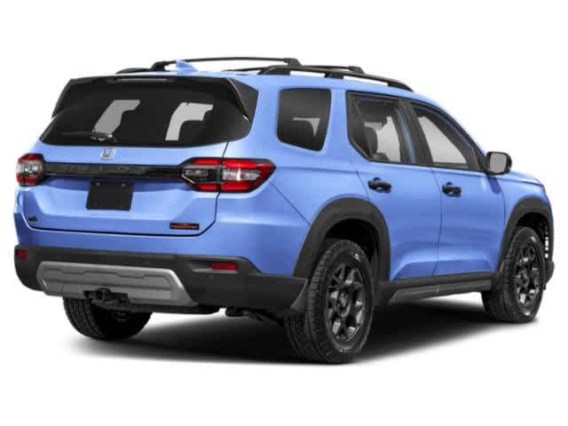 2025 Honda Pilot TrailSport photo 3
