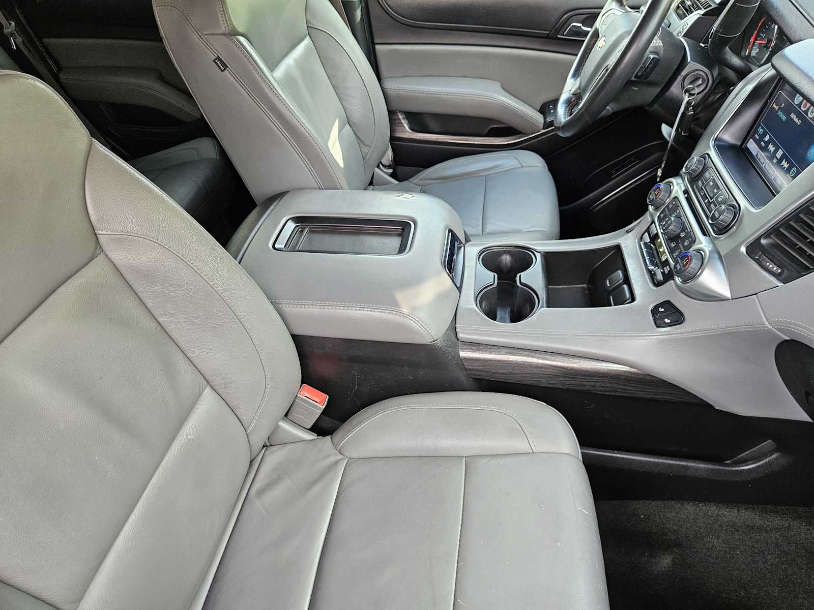 Thumbnail: 2016 Chevrolet Tahoe - 12