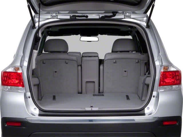 Thumbnail: 2013 Toyota Highlander - 15