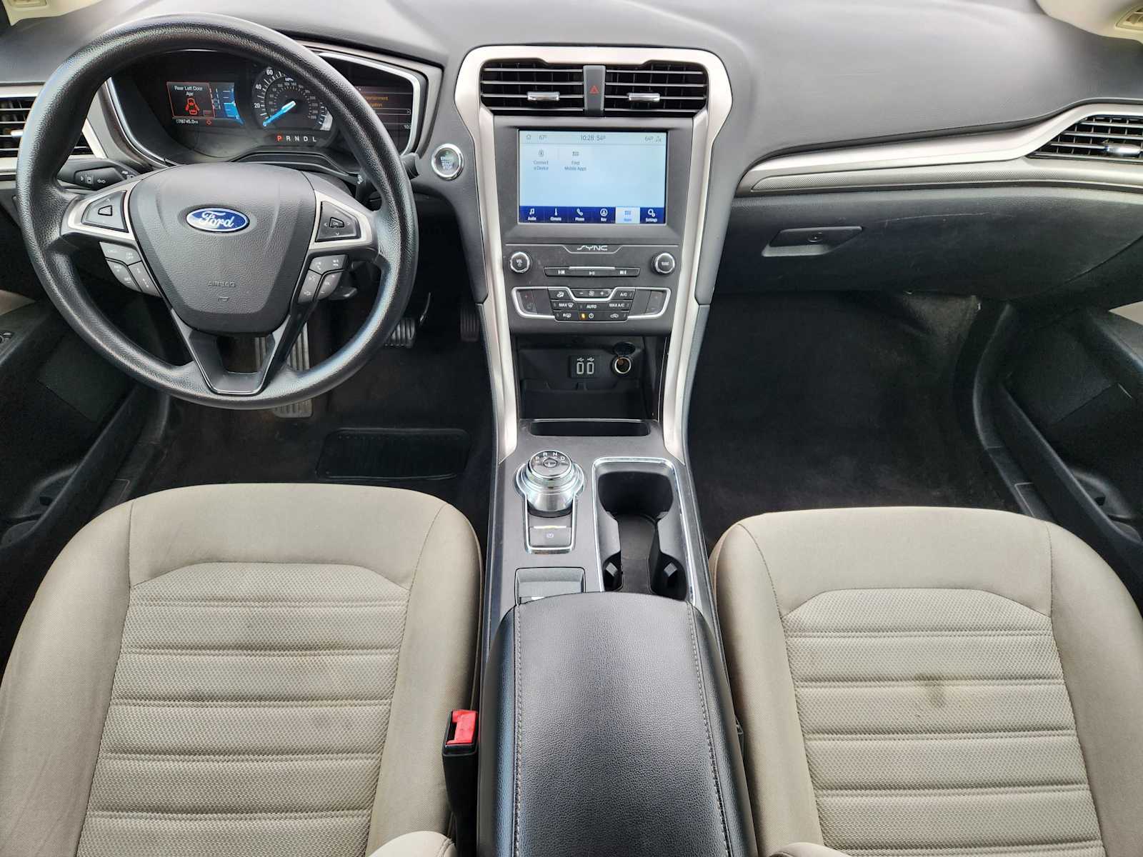 Thumbnail: 2020 Ford Fusion - 25