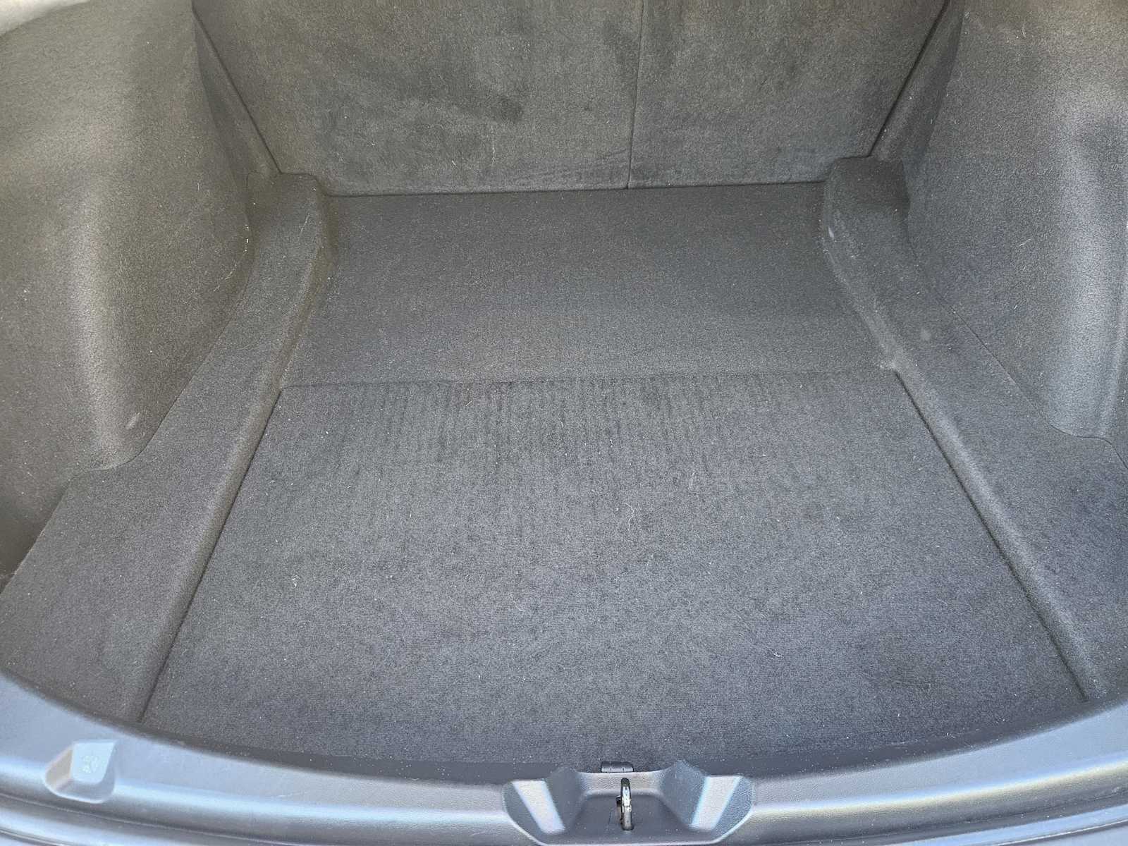 Thumbnail: 2018 Tesla Model 3 - 29