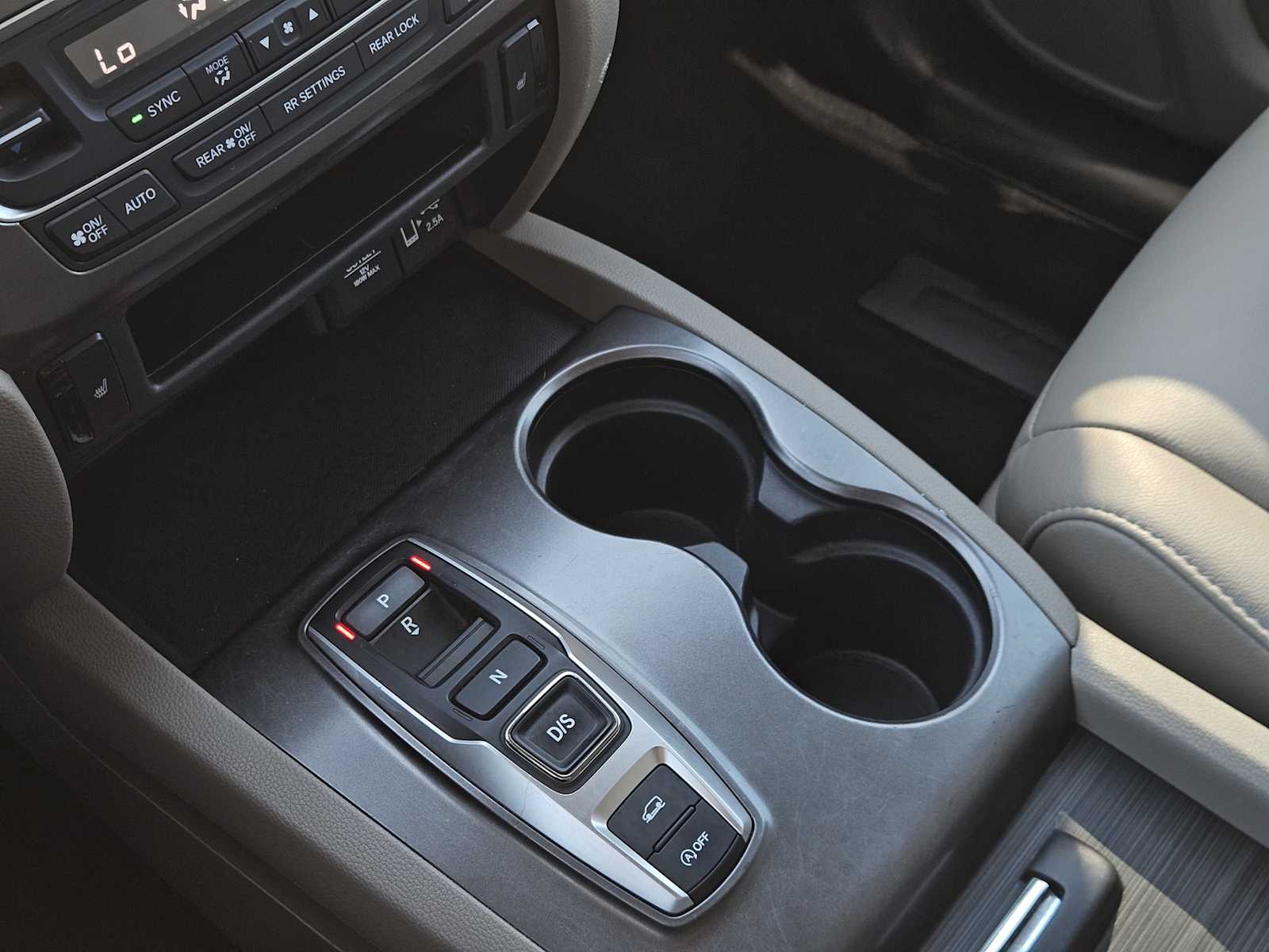 Thumbnail: 2021 Honda Pilot - 19