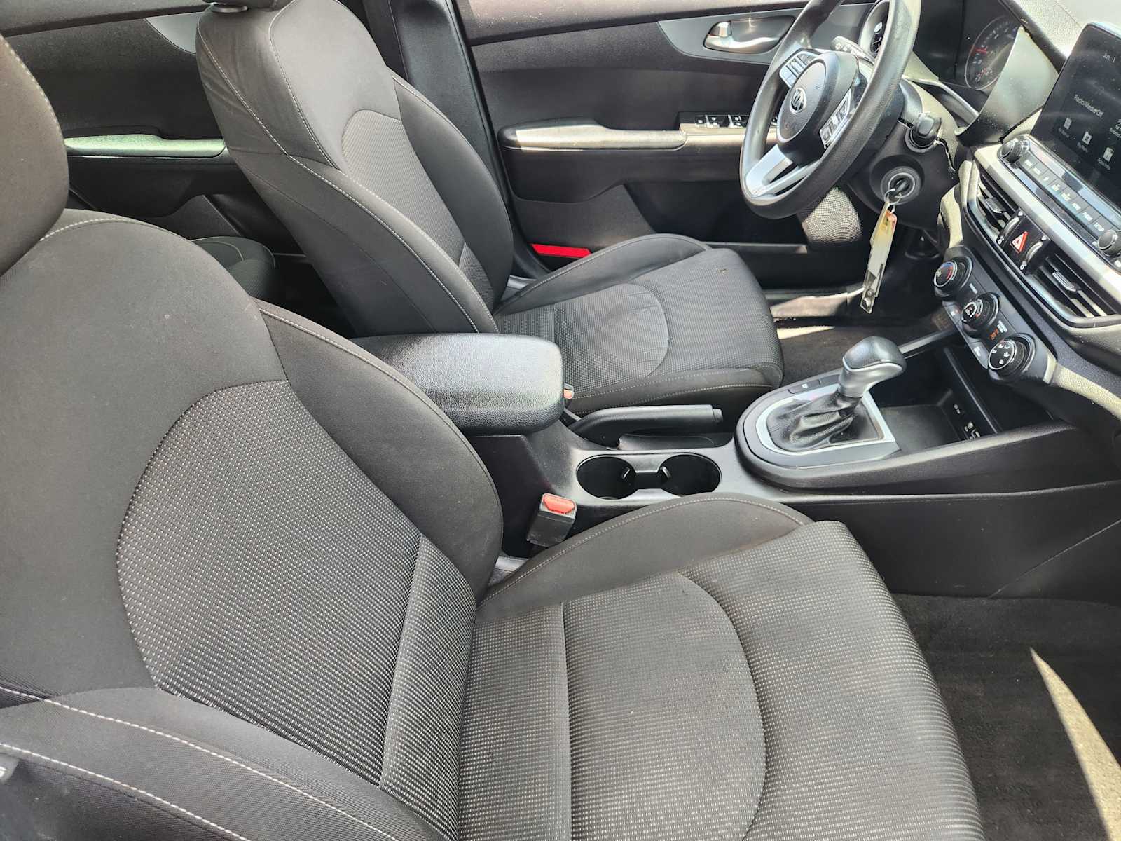 Thumbnail: 2021 Kia Forte - 12