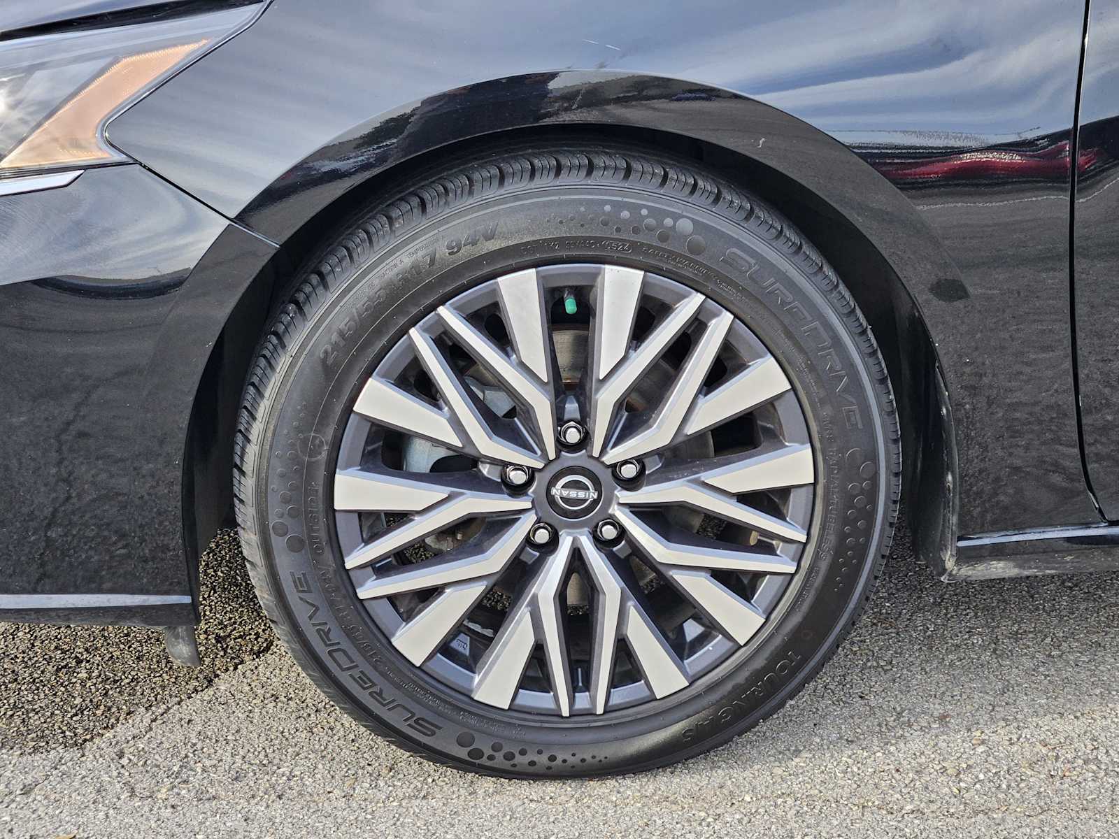 Thumbnail: 2023 Nissan Altima - 9