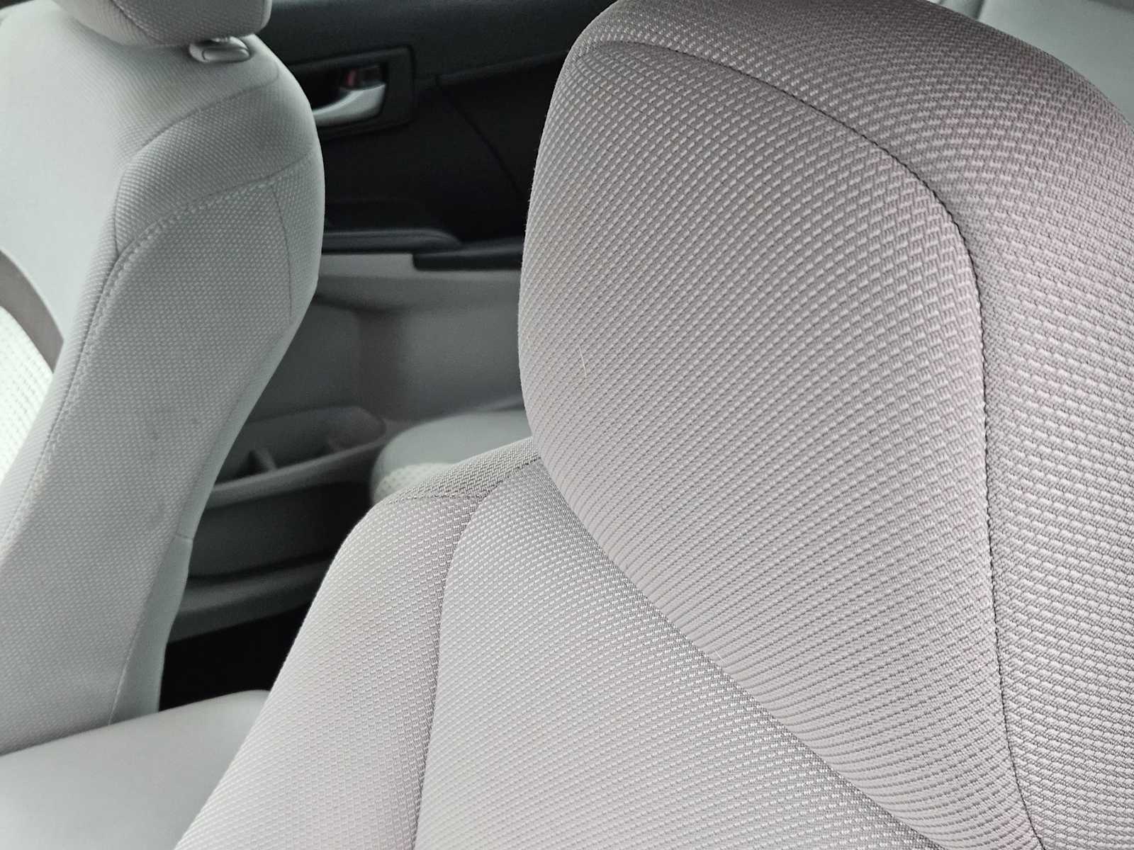 Thumbnail: 2014 Toyota Camry - 14