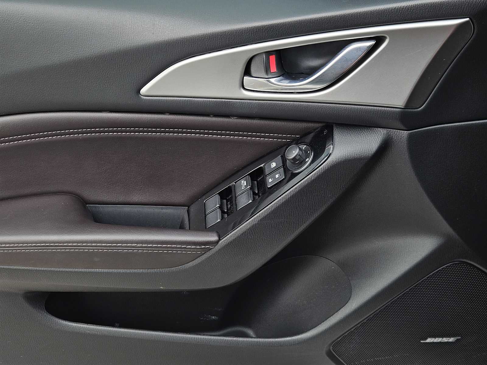 Thumbnail: 2018 Mazda Mazda3 - 22