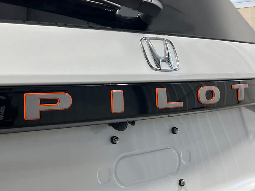 Thumbnail: 2026 Honda Pilot - 7