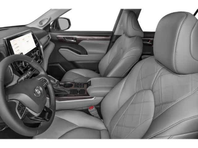 Thumbnail: 2024 Toyota Highlander - 12