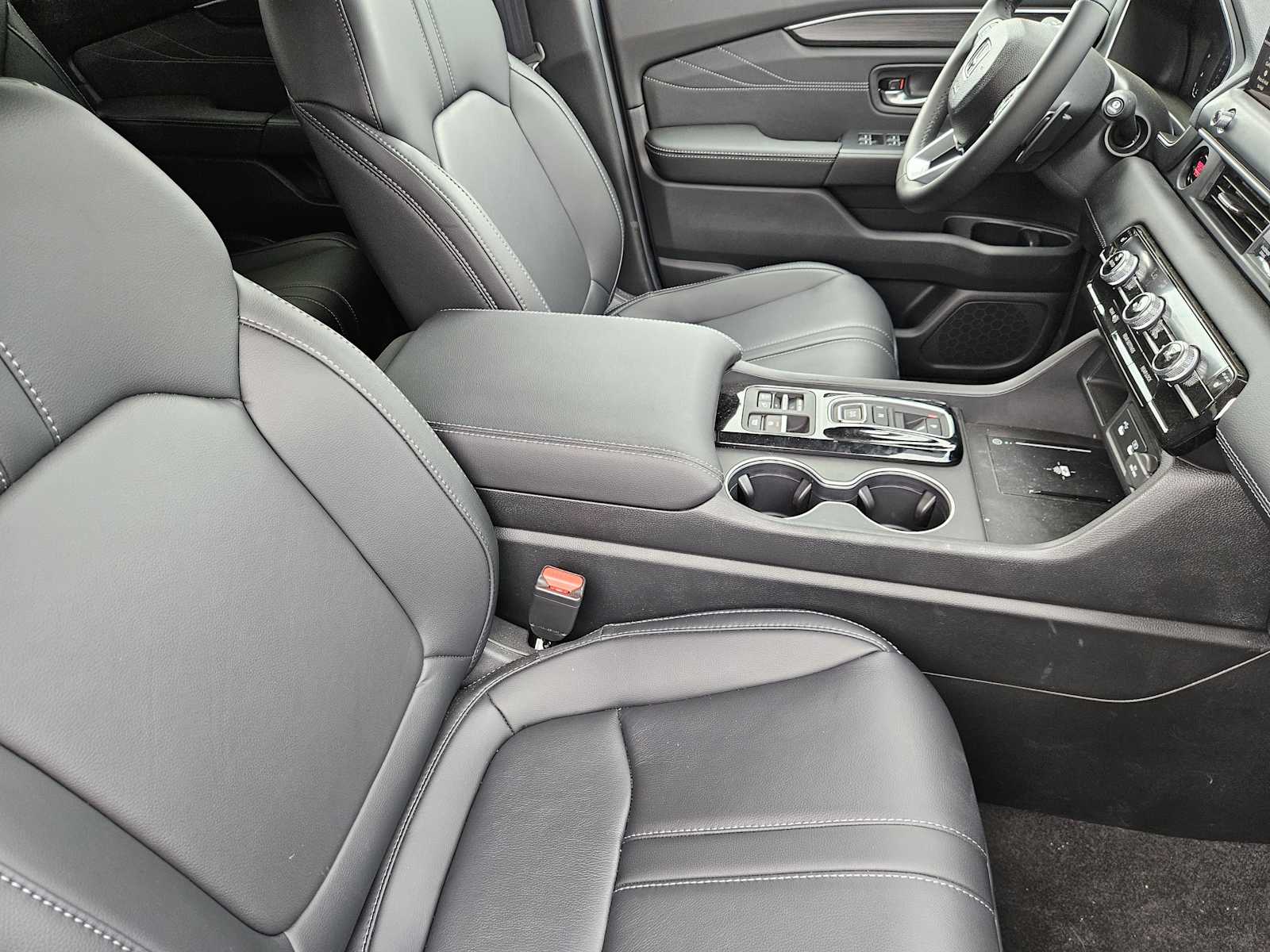 Thumbnail: 2026 Honda Pilot - 13