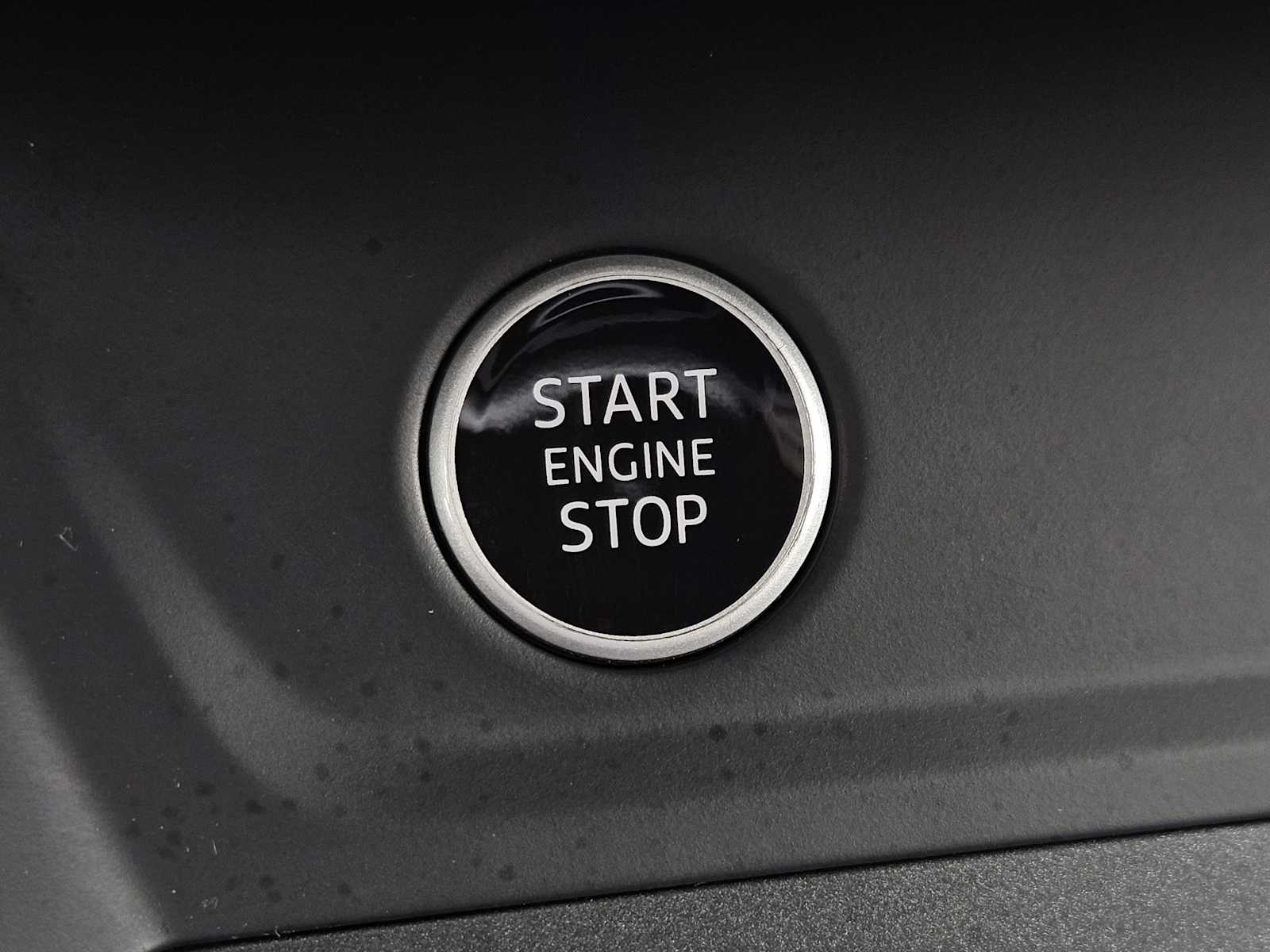 Thumbnail: 2023 Audi Q3 - 21