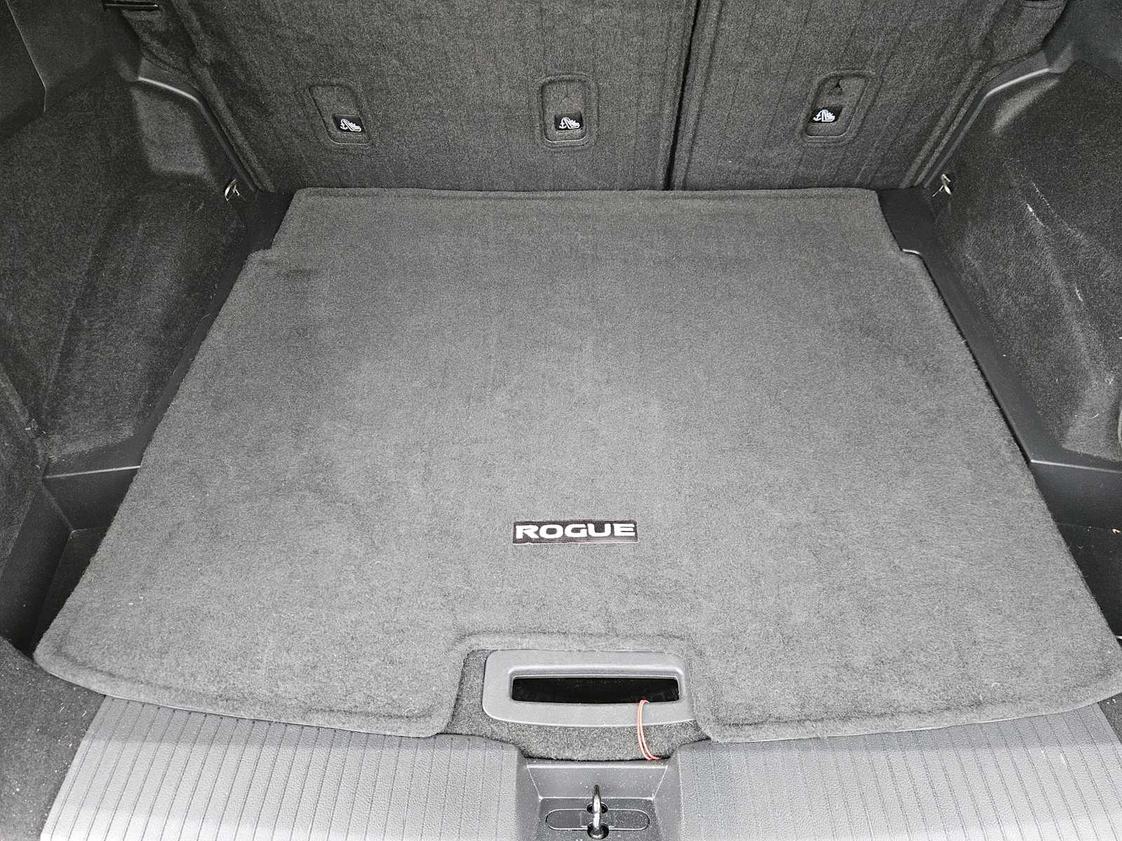 Thumbnail: 2023 Nissan Rogue - 30