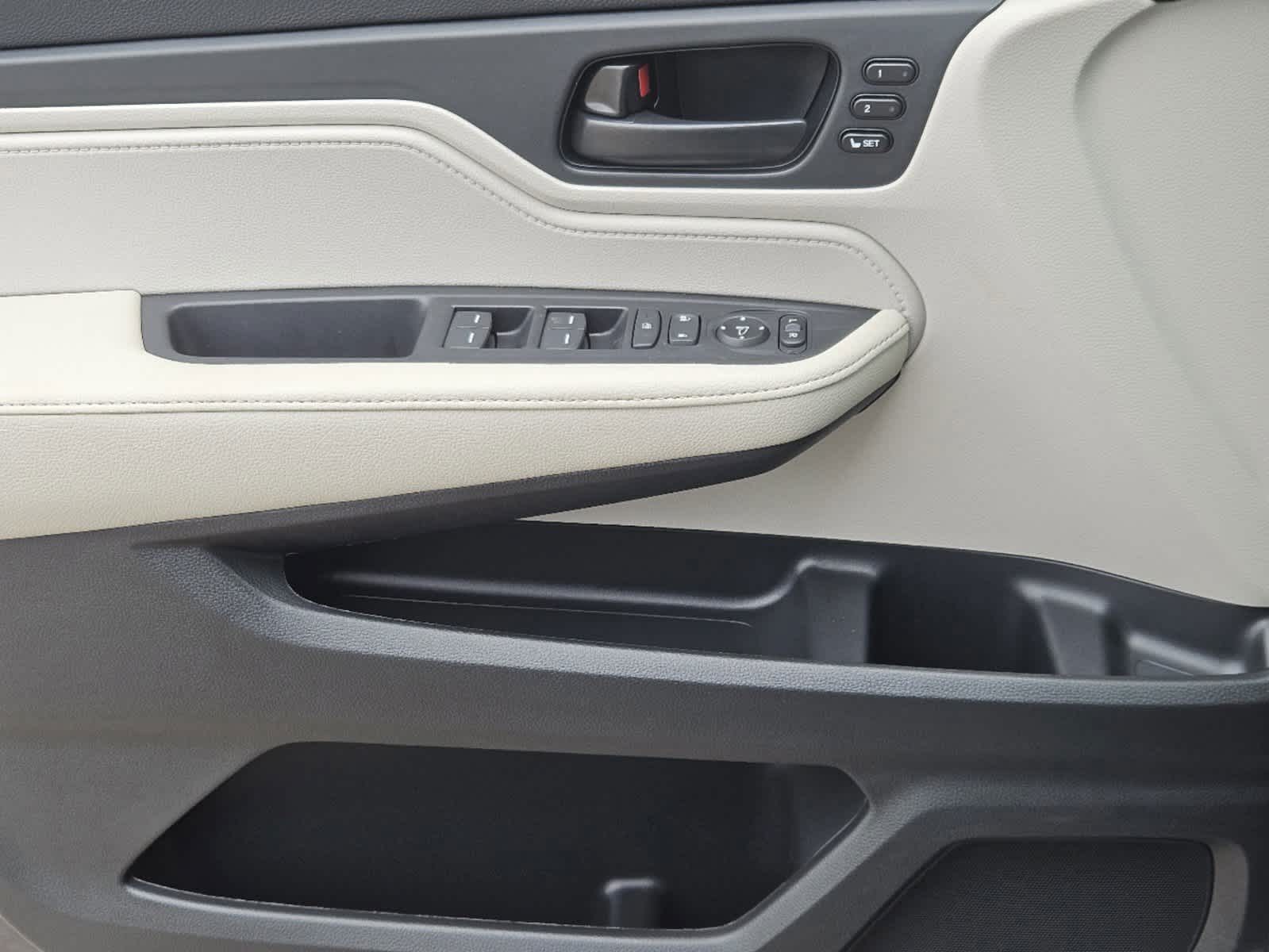 Thumbnail: 2026 Honda Odyssey - 18