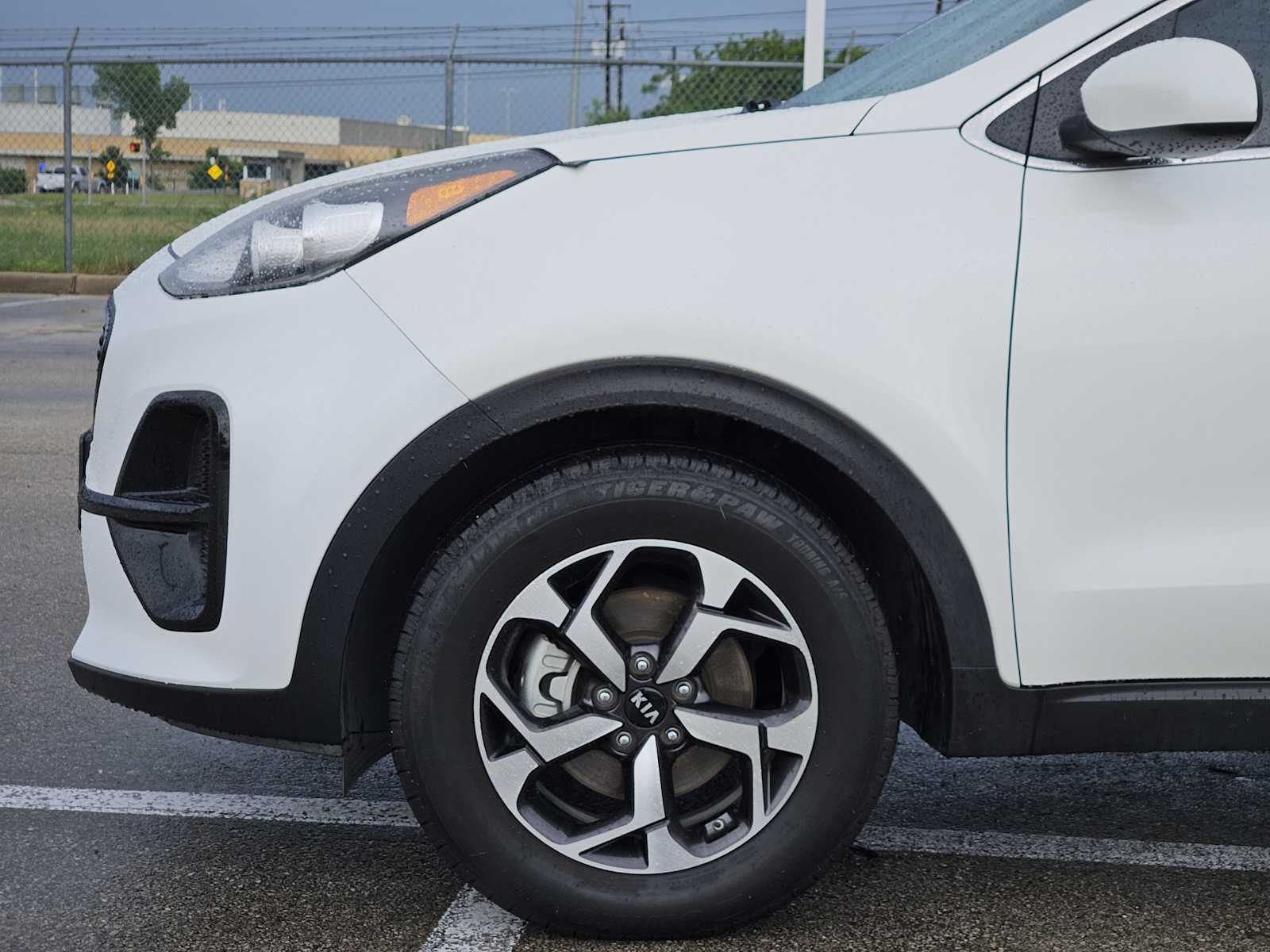 Thumbnail: 2022 Kia Sportage - 8