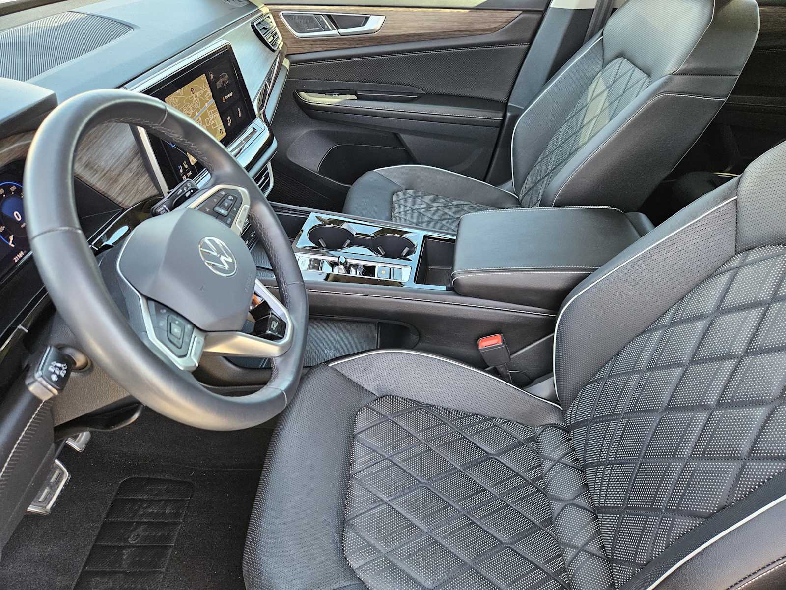 Thumbnail: 2024 Volkswagen Atlas - 14