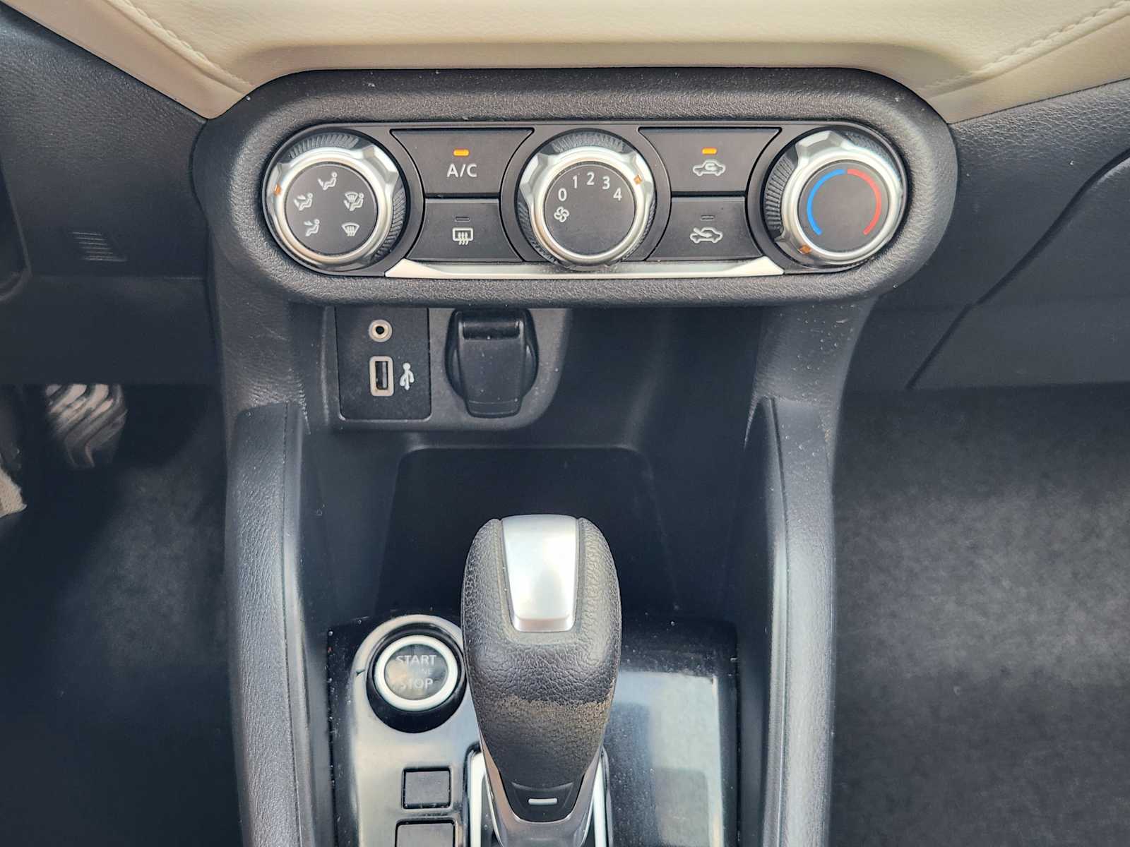 Thumbnail: 2021 Nissan Versa - 18