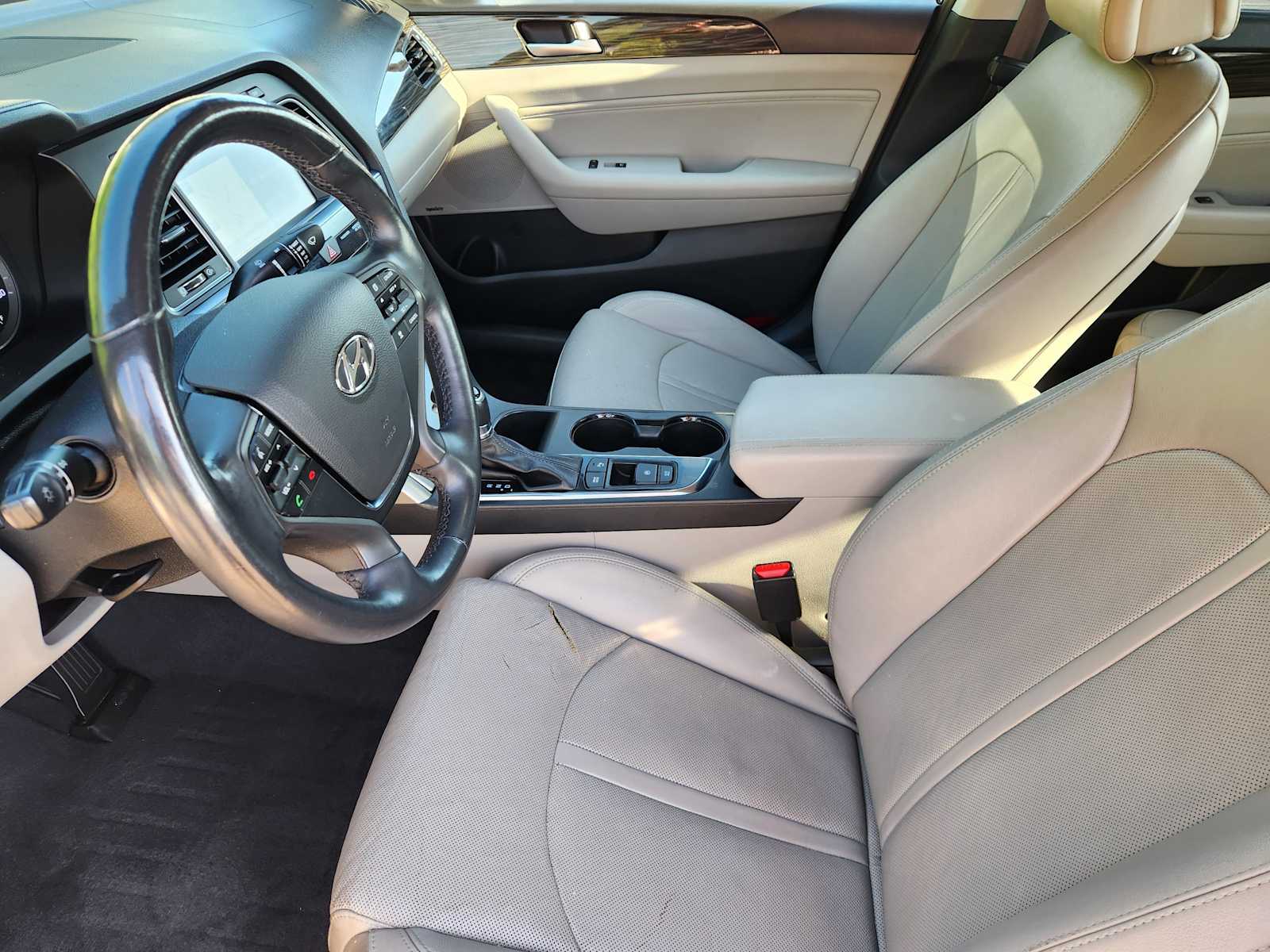 Thumbnail: 2015 Hyundai Sonata - 13