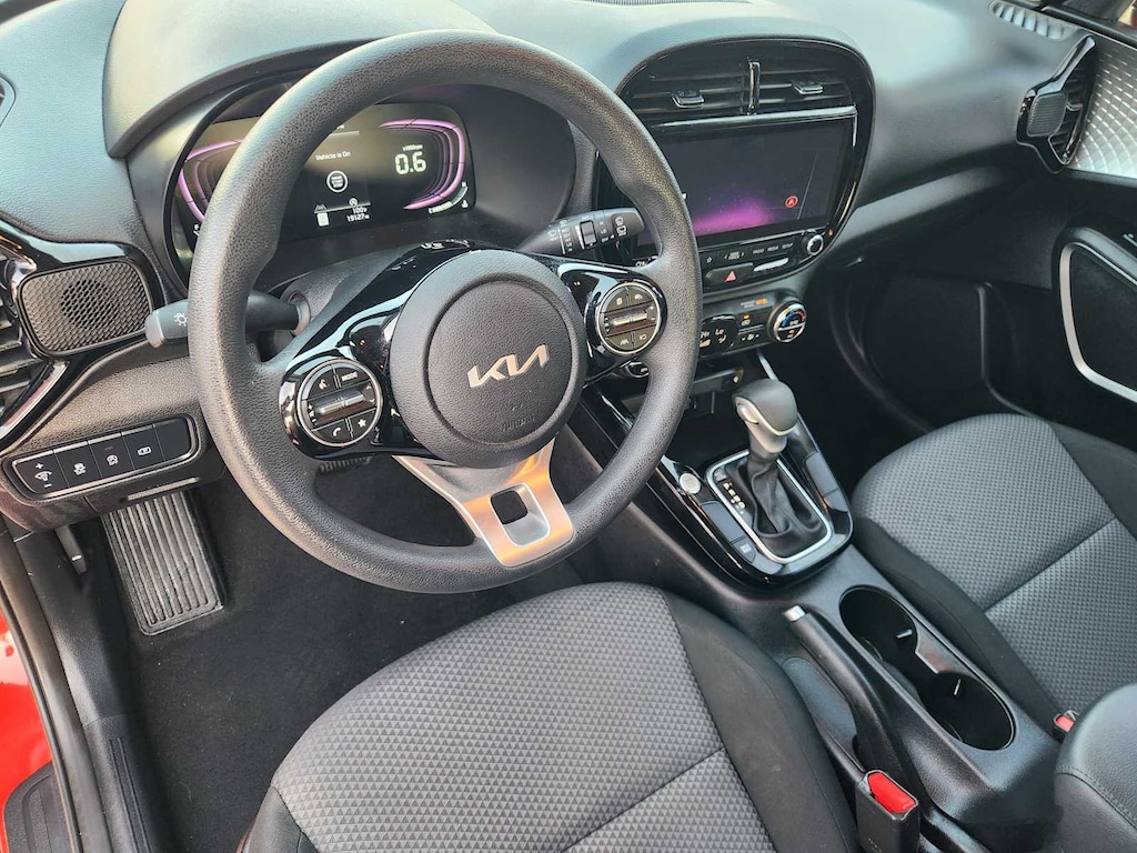 Used 2023 Kia Soul S Hatchback