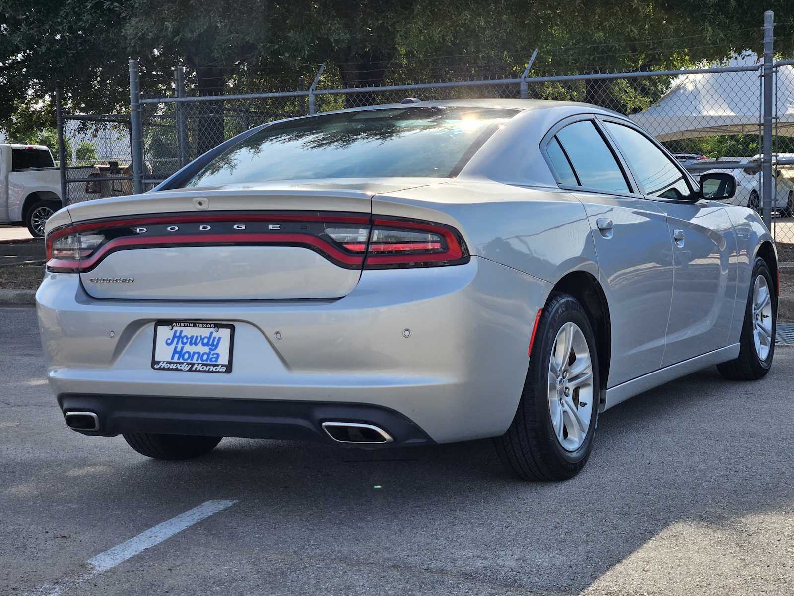 Thumbnail: 2022 Dodge Charger - 4