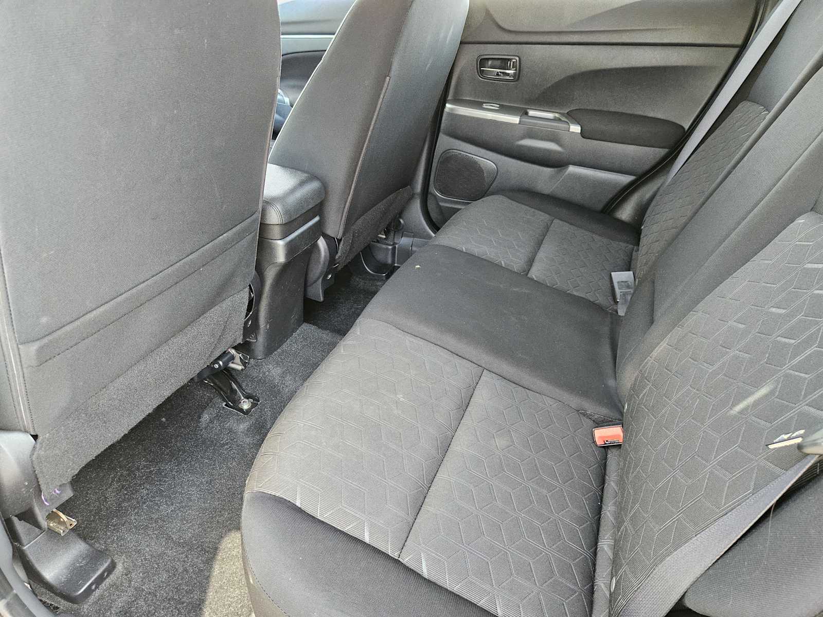 Thumbnail: 2021 Mitsubishi Outlander Sport - 28