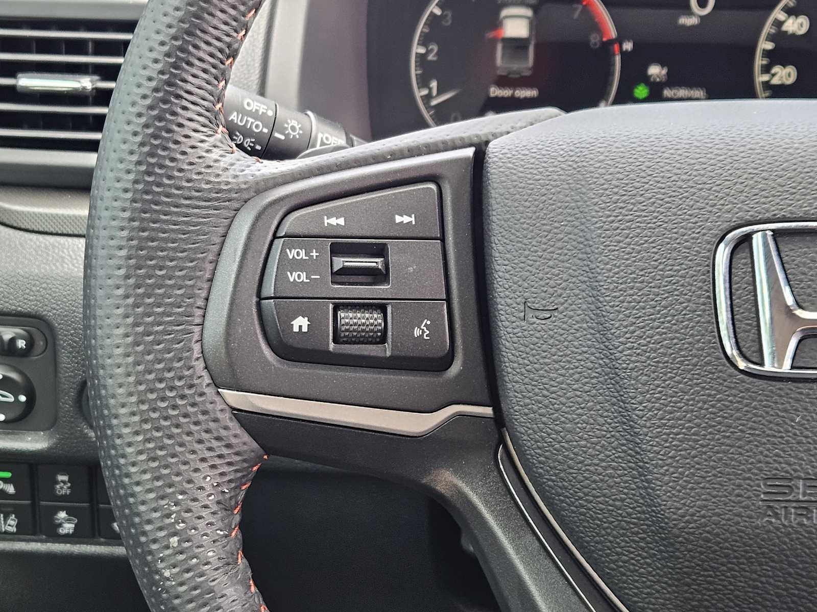 Thumbnail: 2024 Honda Ridgeline - 28