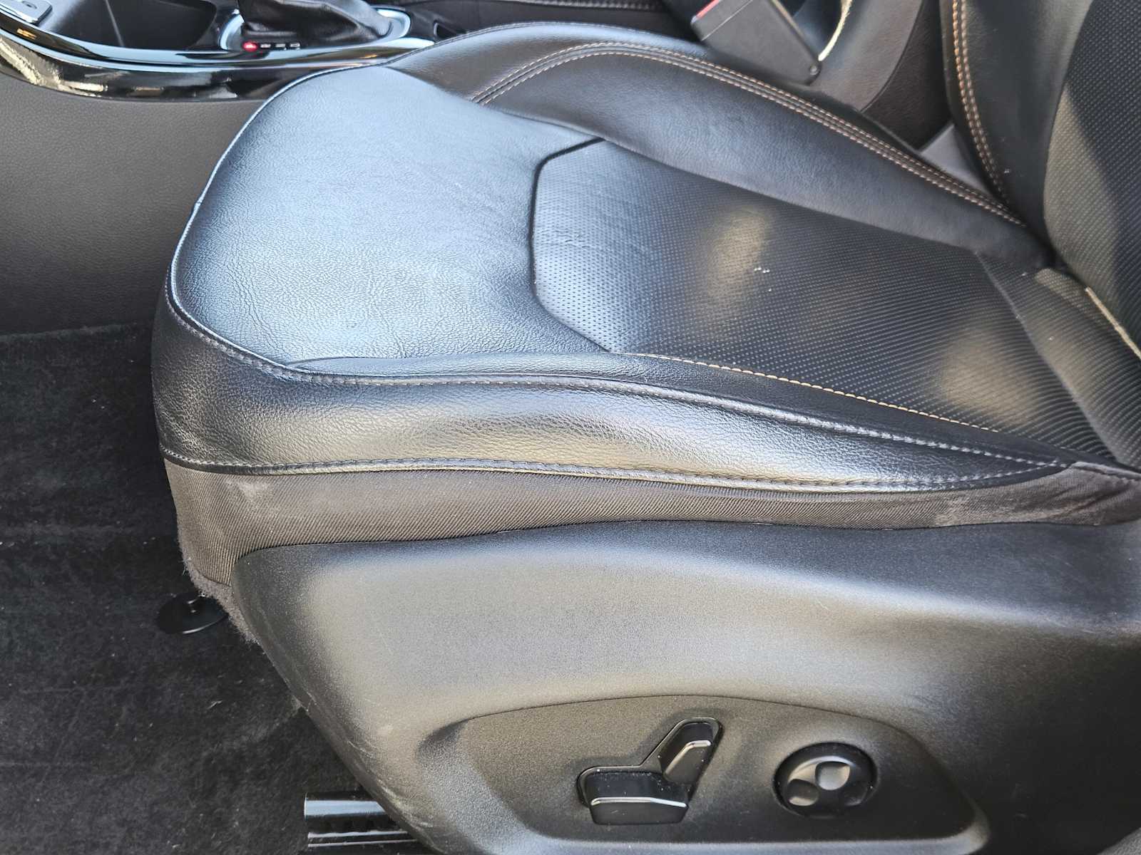 Thumbnail: 2020 Jeep Compass - 23