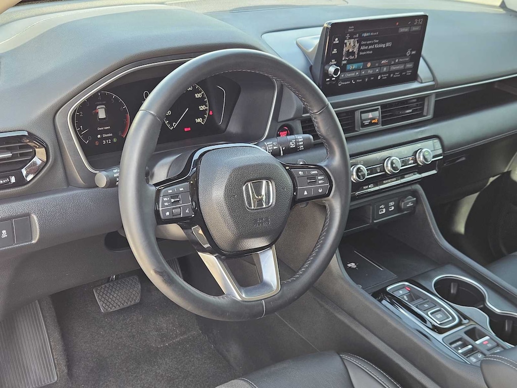 Certified 2025 Honda Pilot Touring SUV