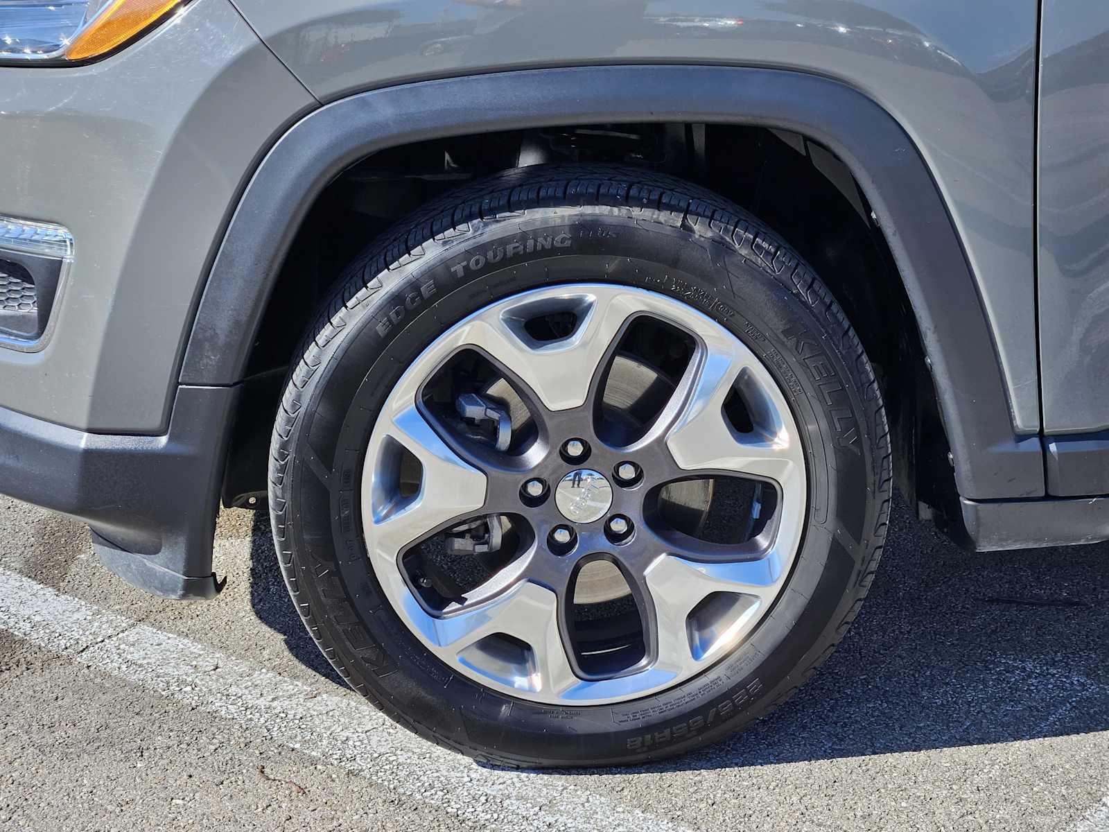 Thumbnail: 2020 Jeep Compass - 9