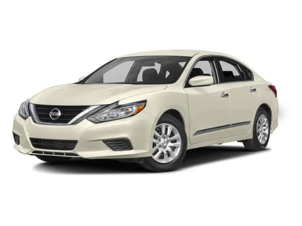 Used 2016 Nissan Altima 2.5 SV Sedan
