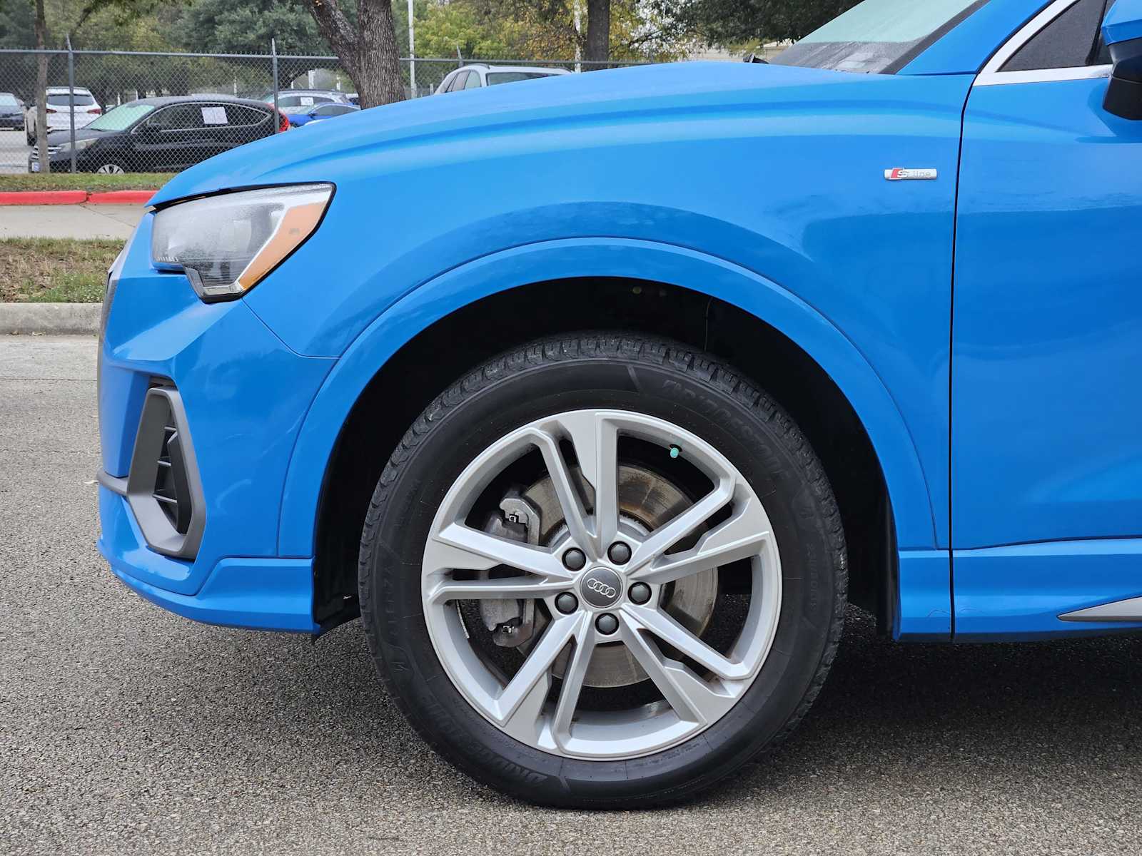 Thumbnail: 2020 Audi Q3 - 8