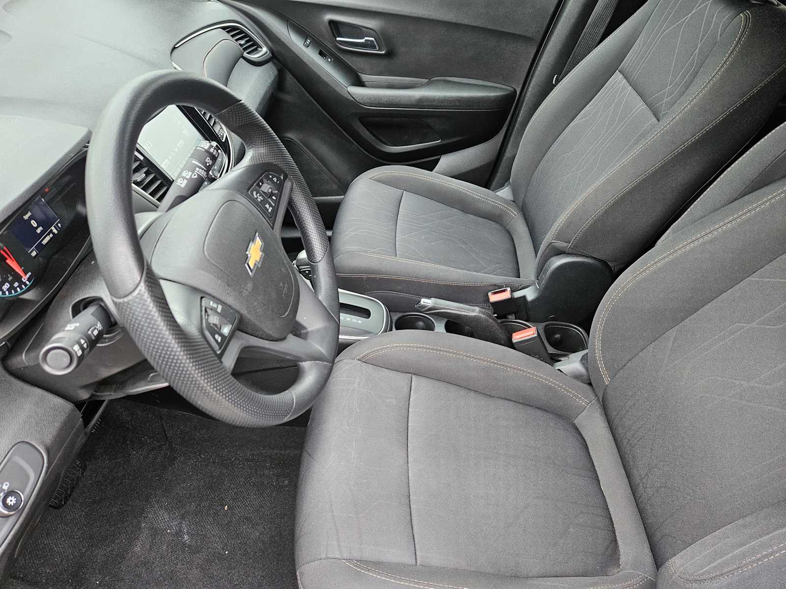 Thumbnail: 2017 Chevrolet Trax - 13